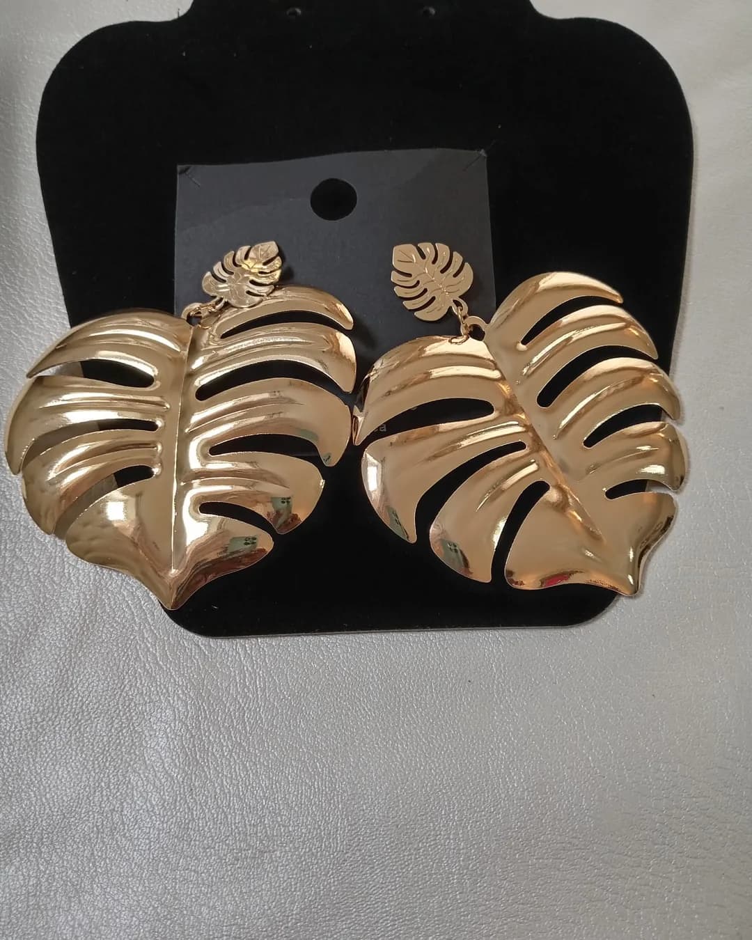 The Monstera Earrings, front view